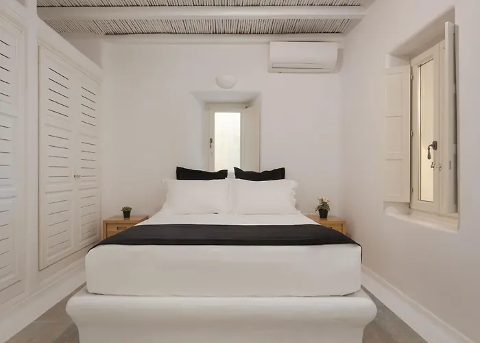 Villa Mykonian Icon Merchia Beach