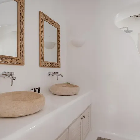 Villa Mykonian Icon Merchia Beach